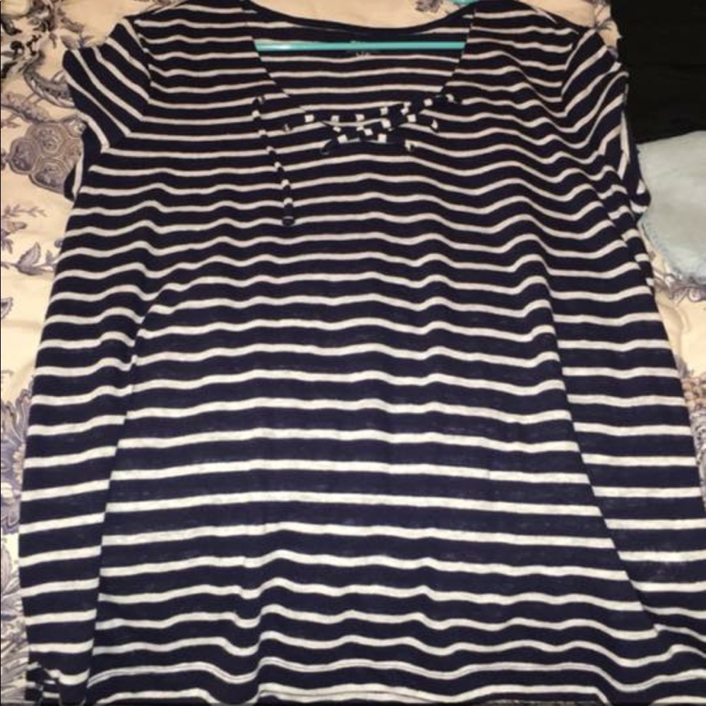 Old navy shirt
